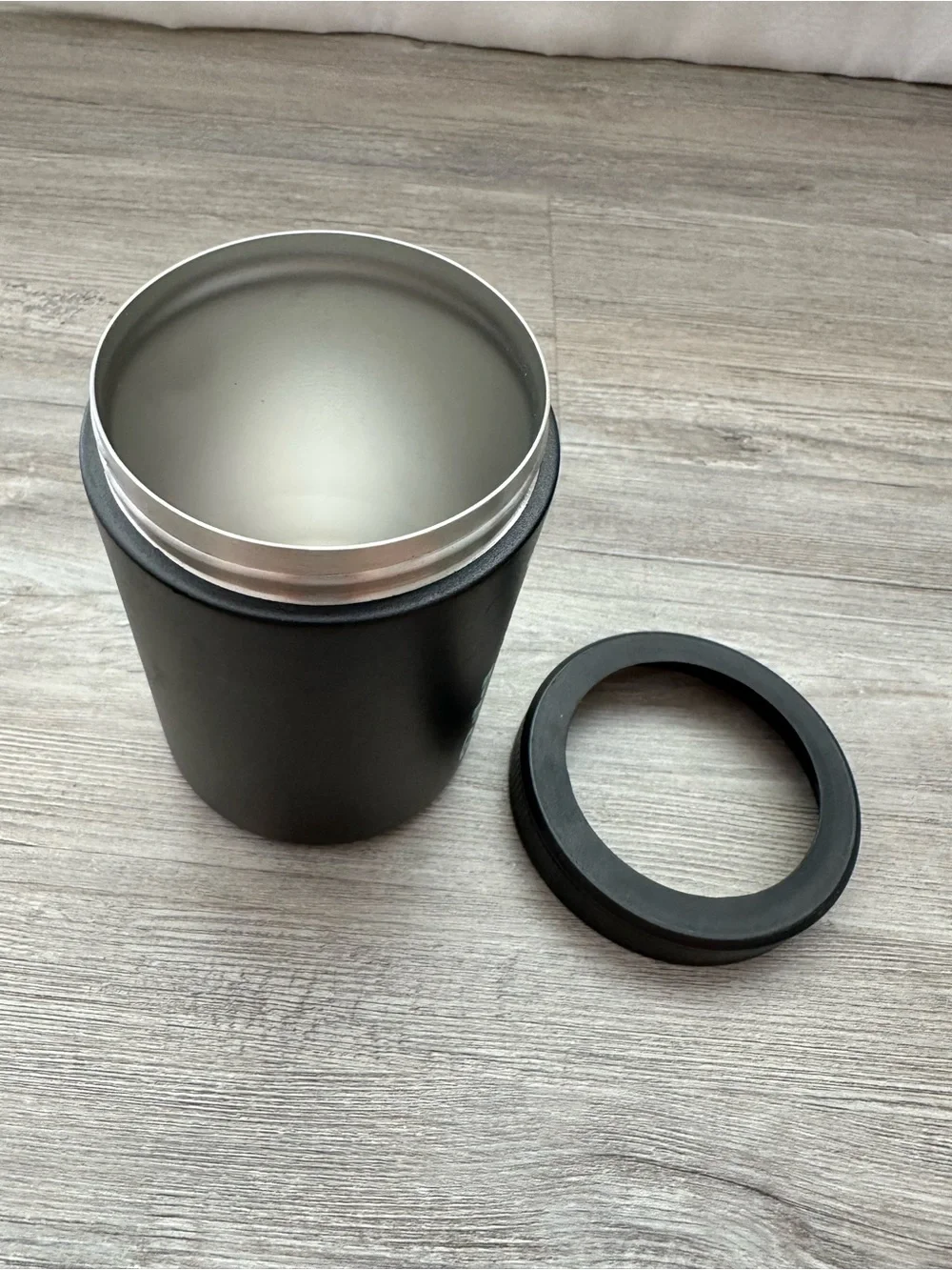 Columbia Black Can Cooler with Mint Logo